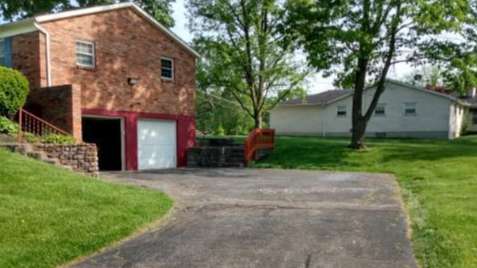 7697 Brookdale Dr Garage