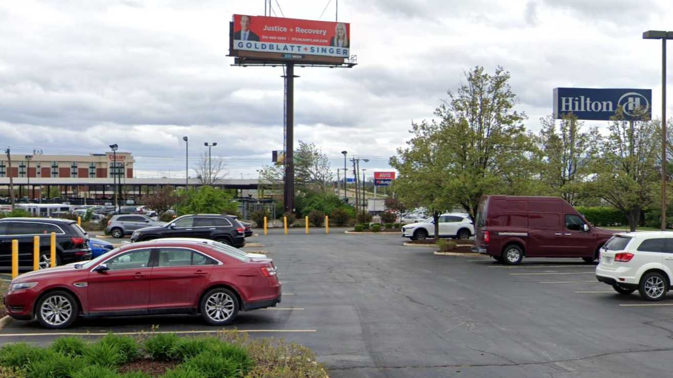 Hilton STL Airport Parking