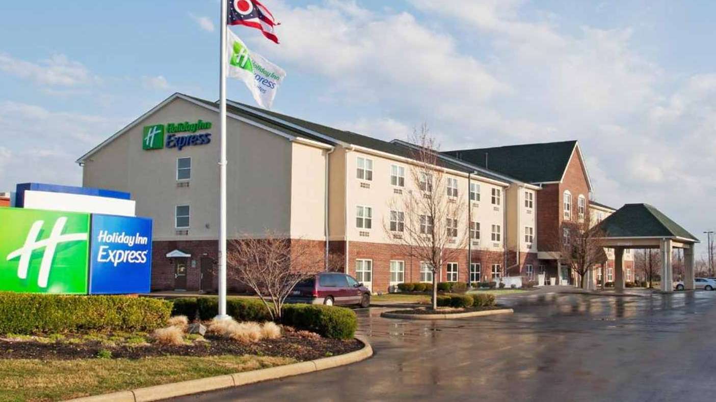 Holiday Inn Express and Suites	- 2806 Taylor Rd Ext Garage