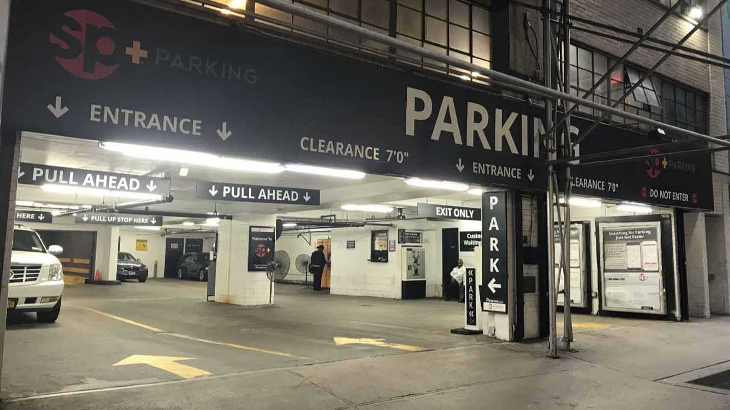 154 E 53 St Garage
