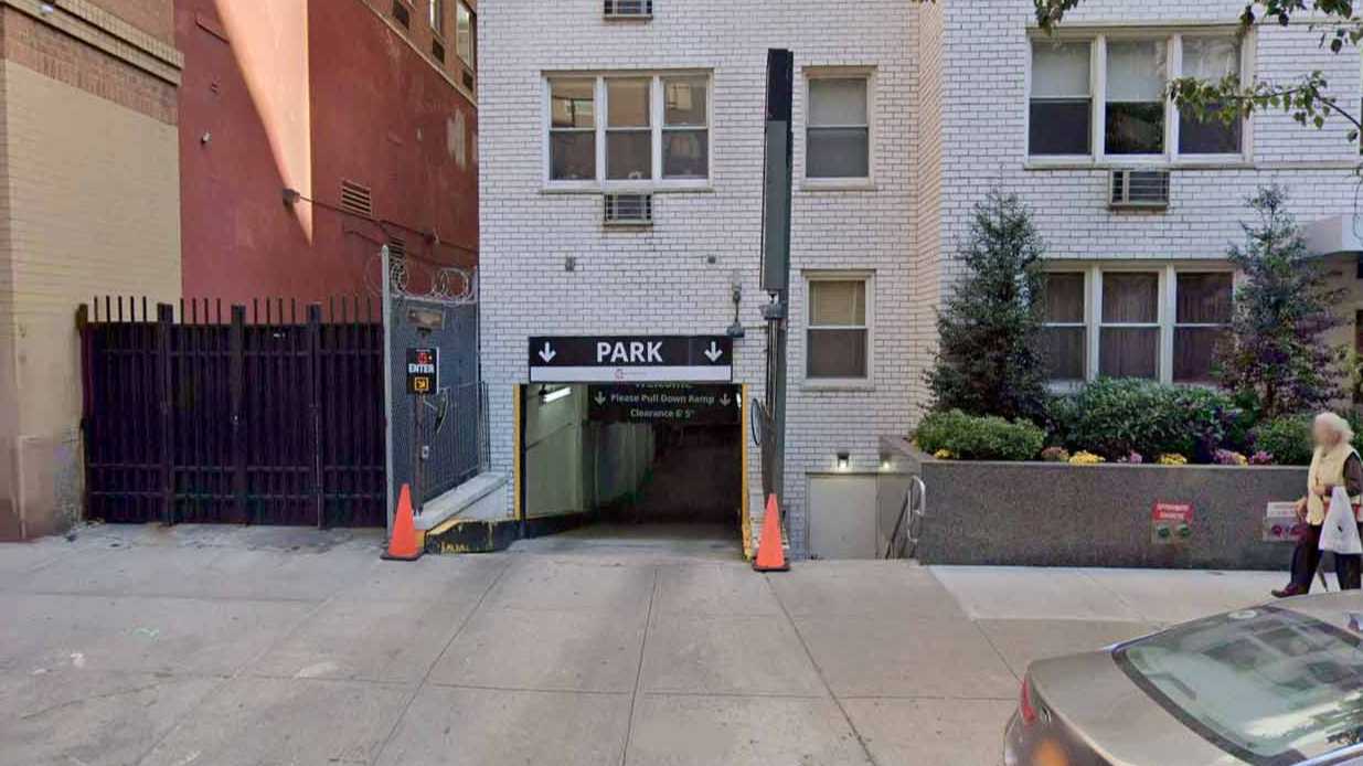 215 EAST 80TH ST