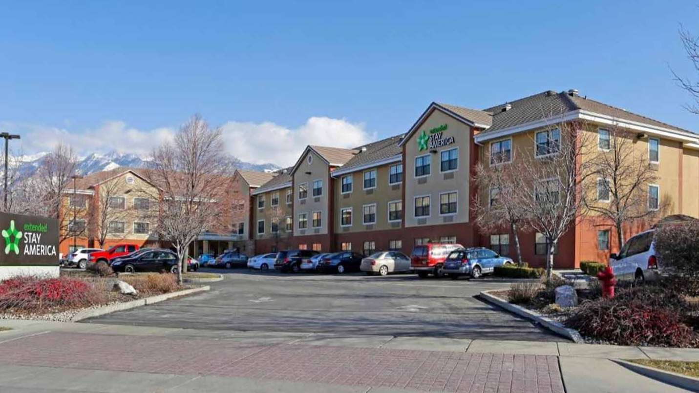 Extended Stay America - 10715 S Auto Mall Dr Garage