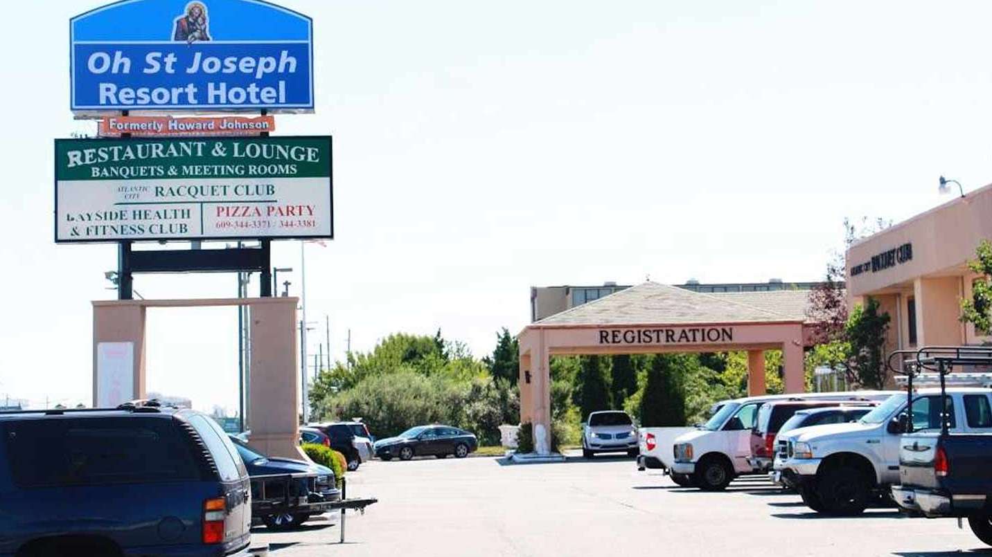 Oh St Joseph Resort Hotel - 8029 E Black Horse Pike Garage