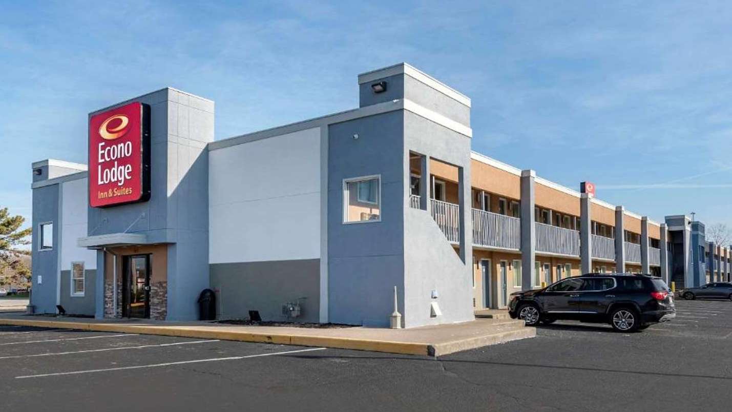 Find Best Hourly Parking Near Econo Lodge - 161 Carrie Ln Garage Book Hourly Parking in Econo Lodge - 161 Carrie Ln Garage