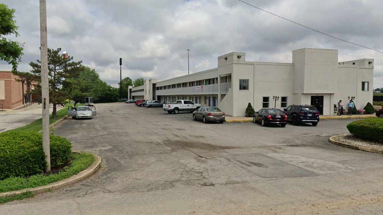 Find Best Hourly Parking Near Econo Lodge - 161 Carrie Ln Garage Book Hourly Parking in Econo Lodge - 161 Carrie Ln Garage