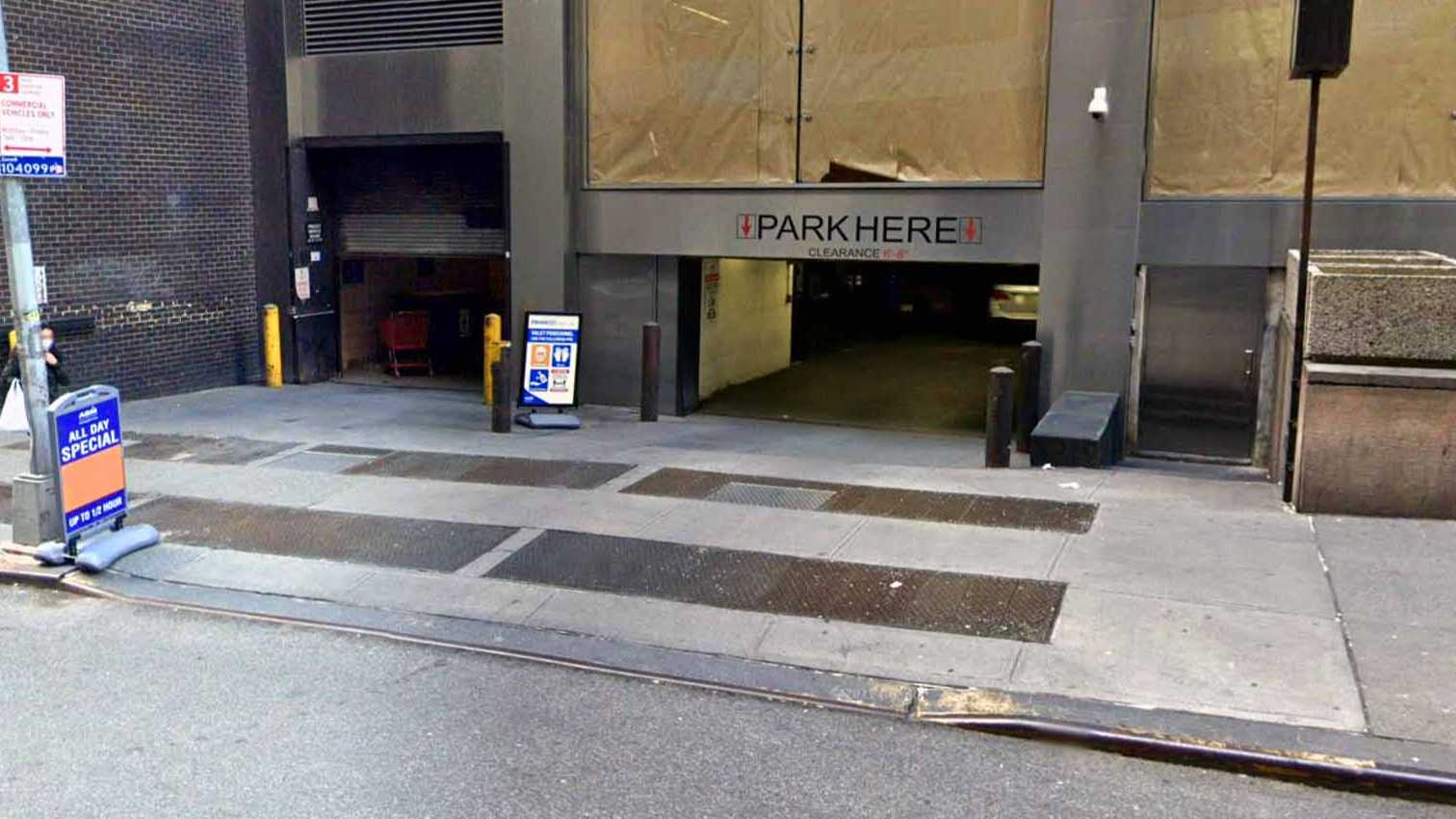 475 Park Ave Garage