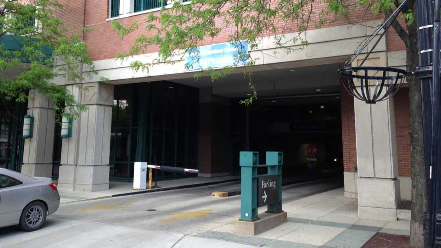 2515 N CLARK