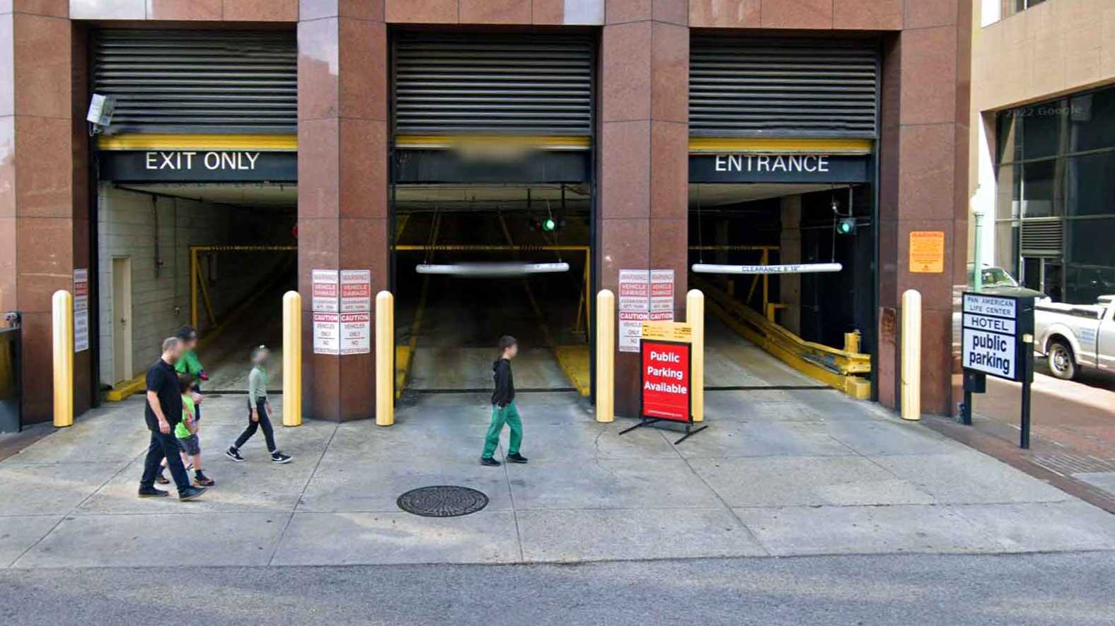 601 Poydras St Garage P376