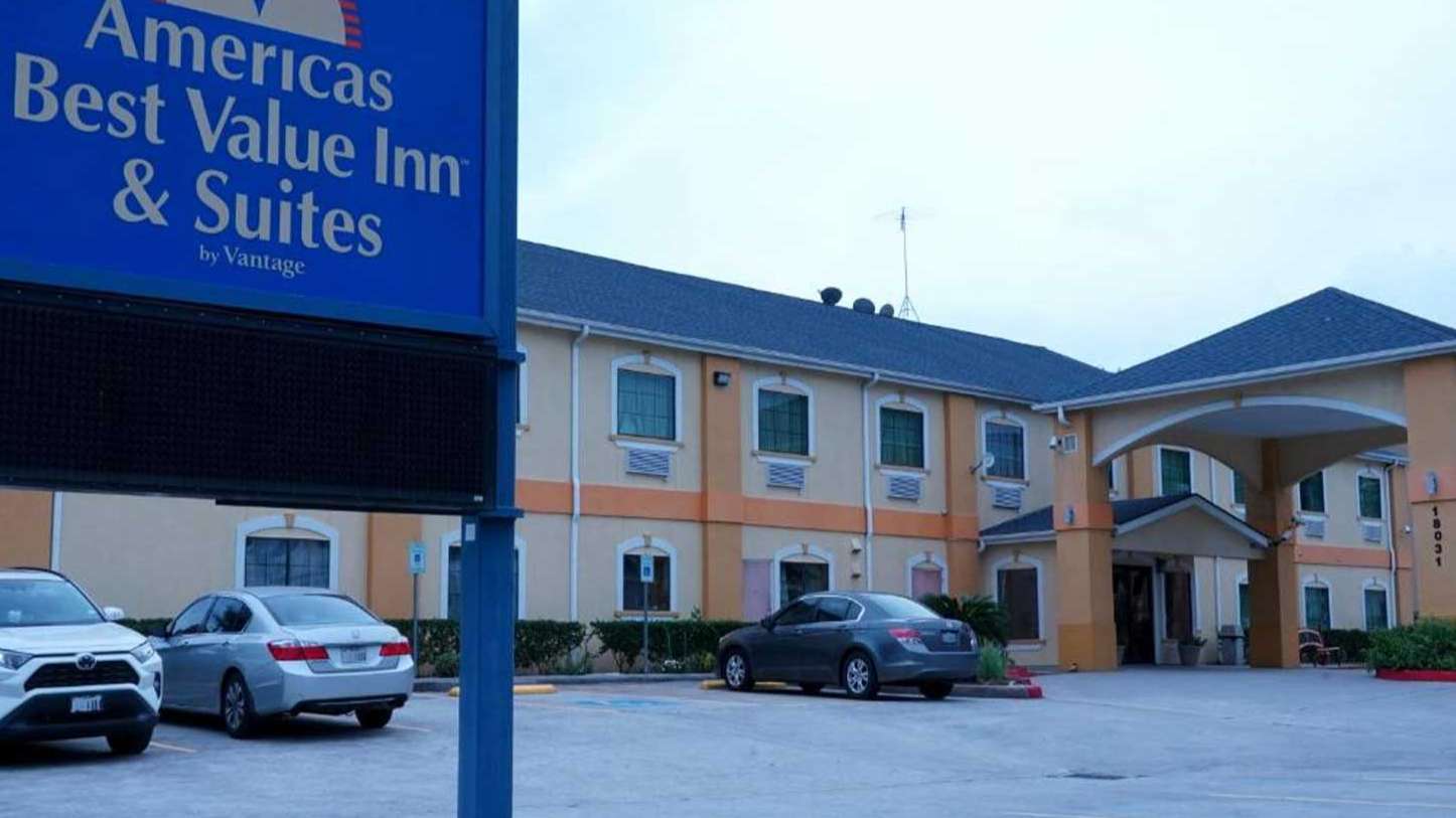 Americas best value inn and suites 18031 mckay dr garage way