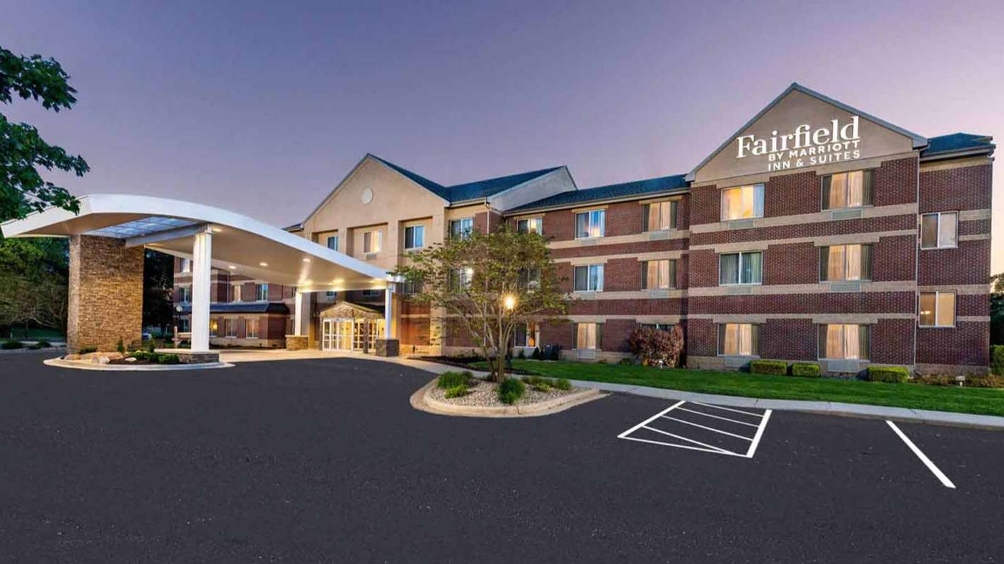 Fairfield Inn by Marriott - 4665 Beckley Rd Garage