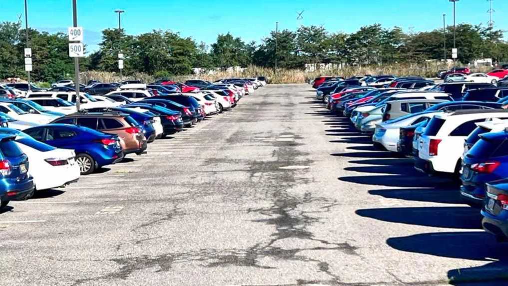 ARB Parking Newark Airport (5 STAR SERVICE) 24/7 FREE SHUTTLE