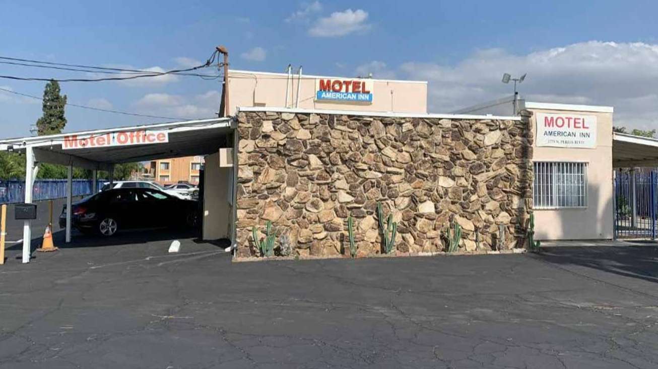 1775 N Perris Blvd (American Inn) Garage