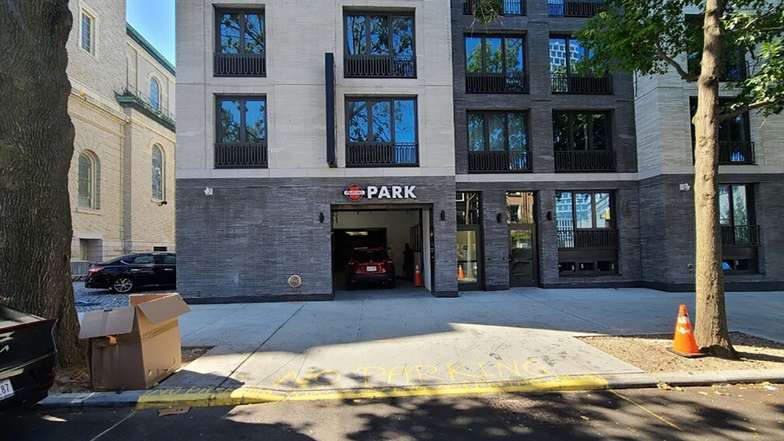 834 Pacific St. Garage