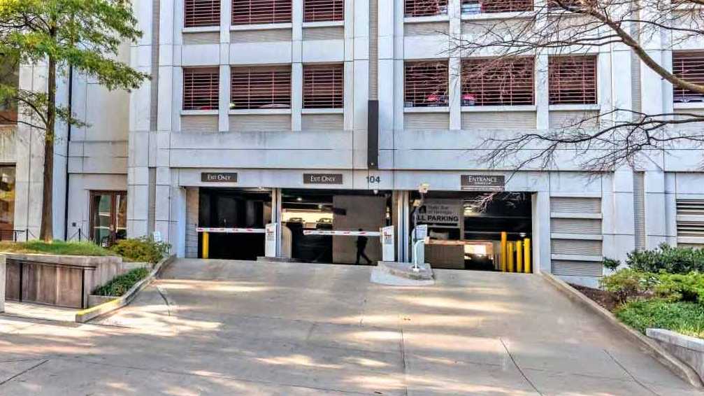 104 Marietta St Garage