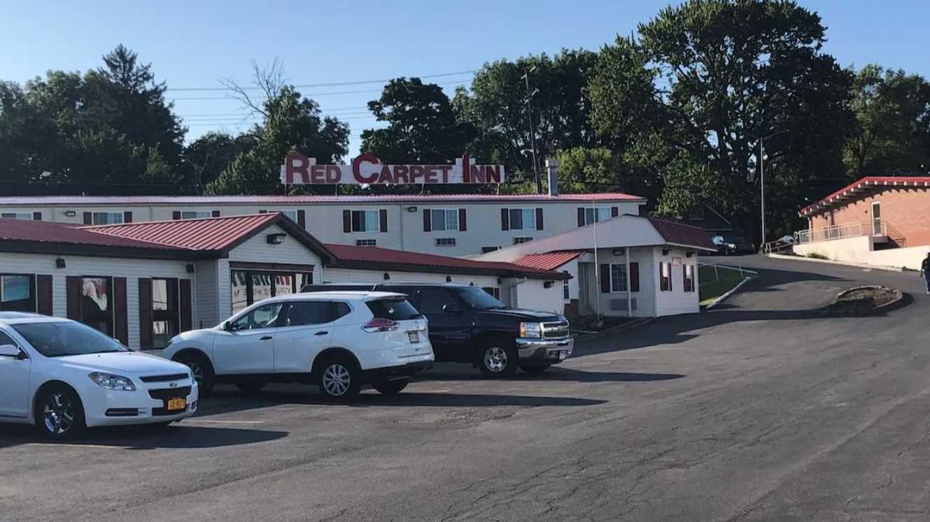 Red Carpet Inn North Syracuse Airport Parking
