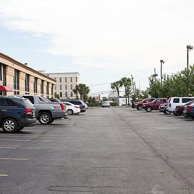 Wyndham New Orleans Airport Hotel and Conference Center Airport Parking