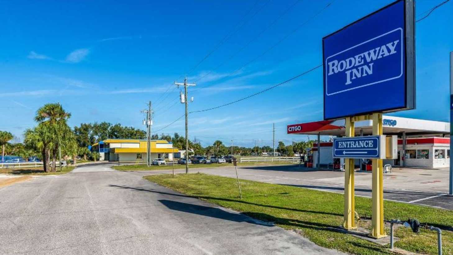 Rodeway Inn - 2224 W C 48 Garage
