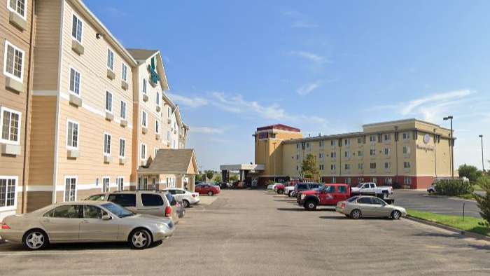 Select Suites Wichita Airport Parking Special Deal