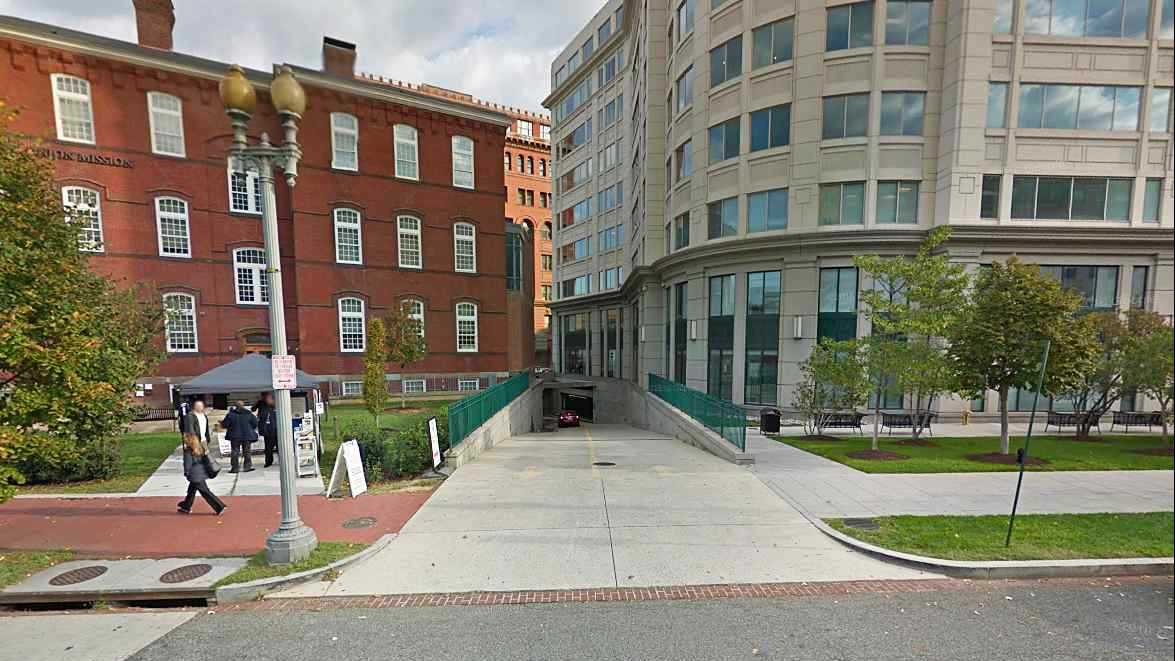 25 MASS AVE
