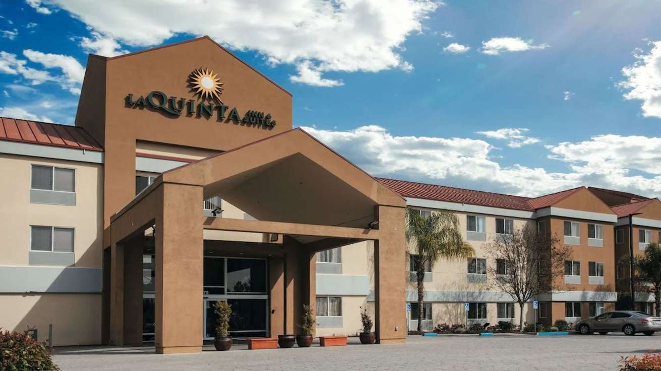 Find Best Hourly Parking Near La Quinta Inn & Suites - 6275 Dublin Blvd Garage Book Hourly Parking in La Quinta Inn & Suites - 6275 Dublin Blvd Garage
