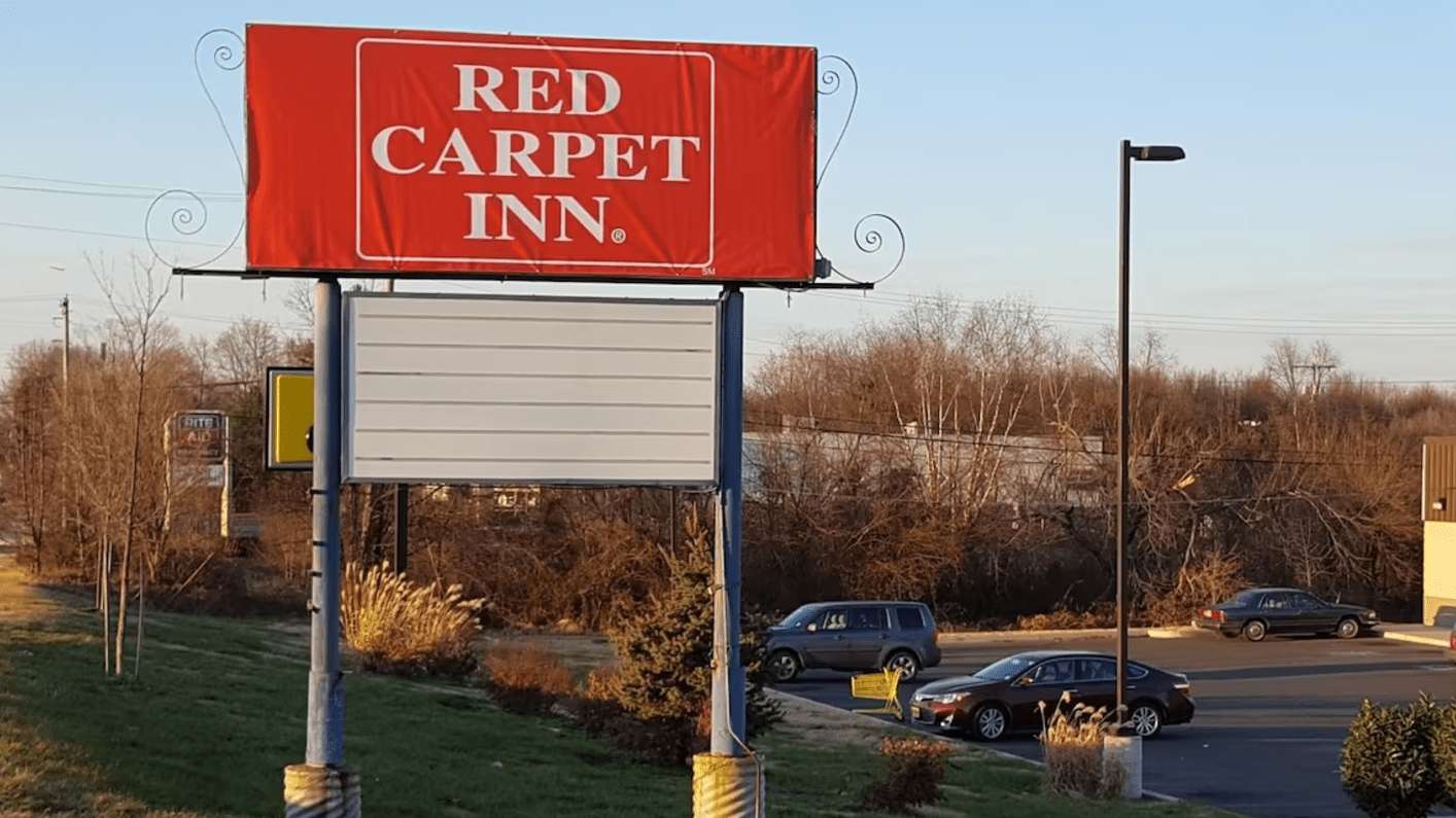 Red Carpet Inn - 299 Swedesboro Ave Garage