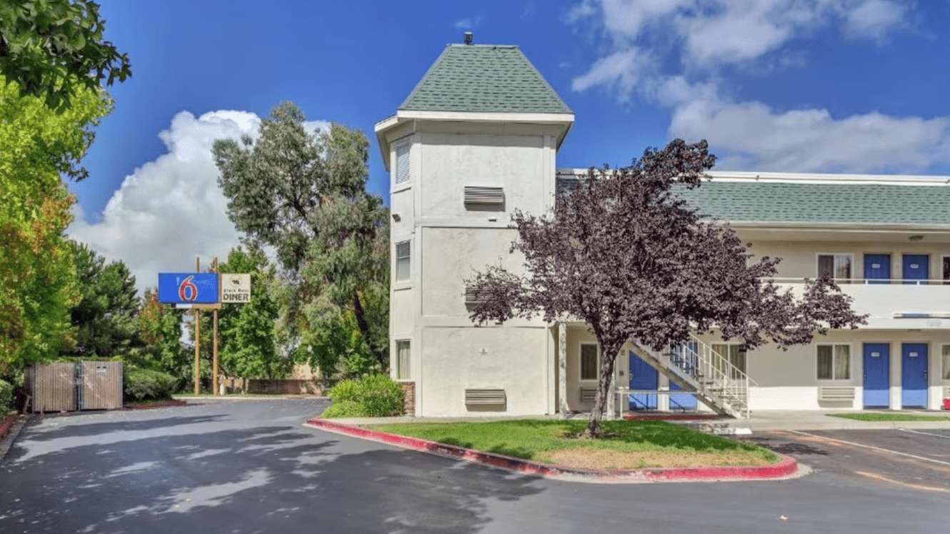 6145 Commerce Blvd (Motel 6 ) Garage