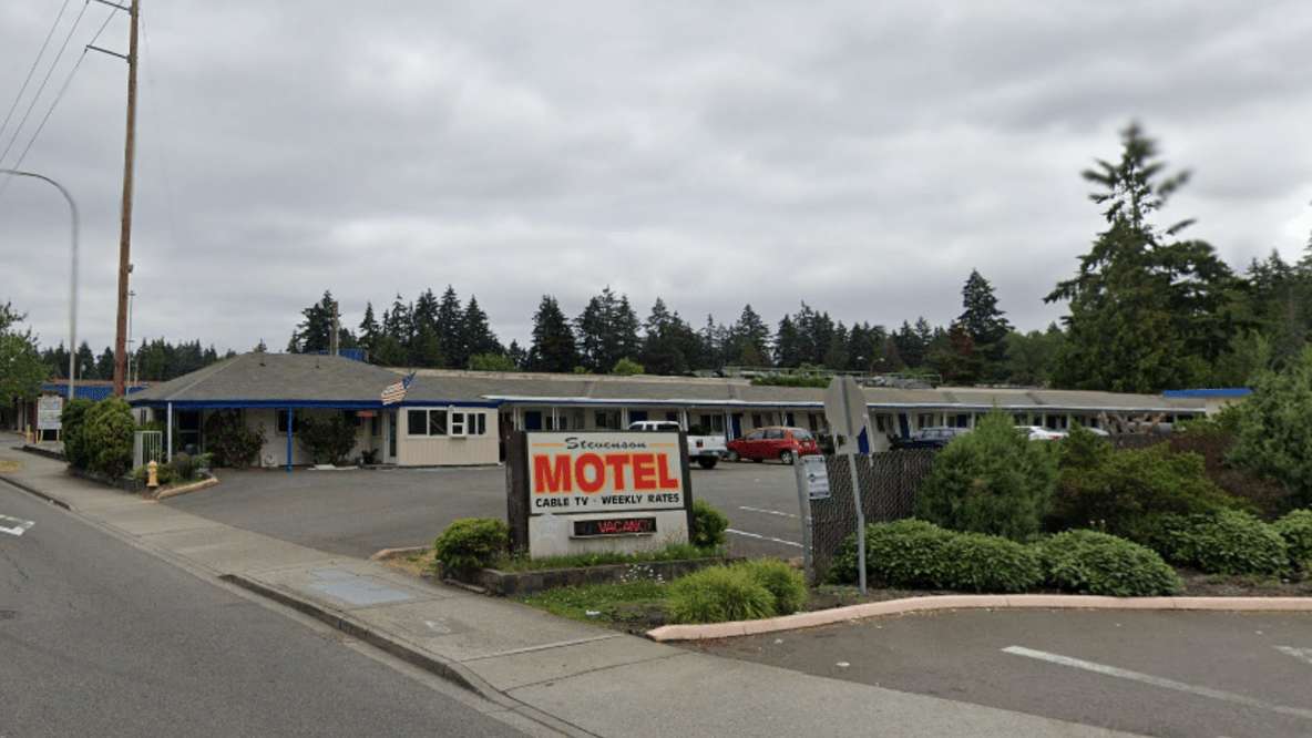 33330 Pacific Hwy S (Stevenson Motel) Parking