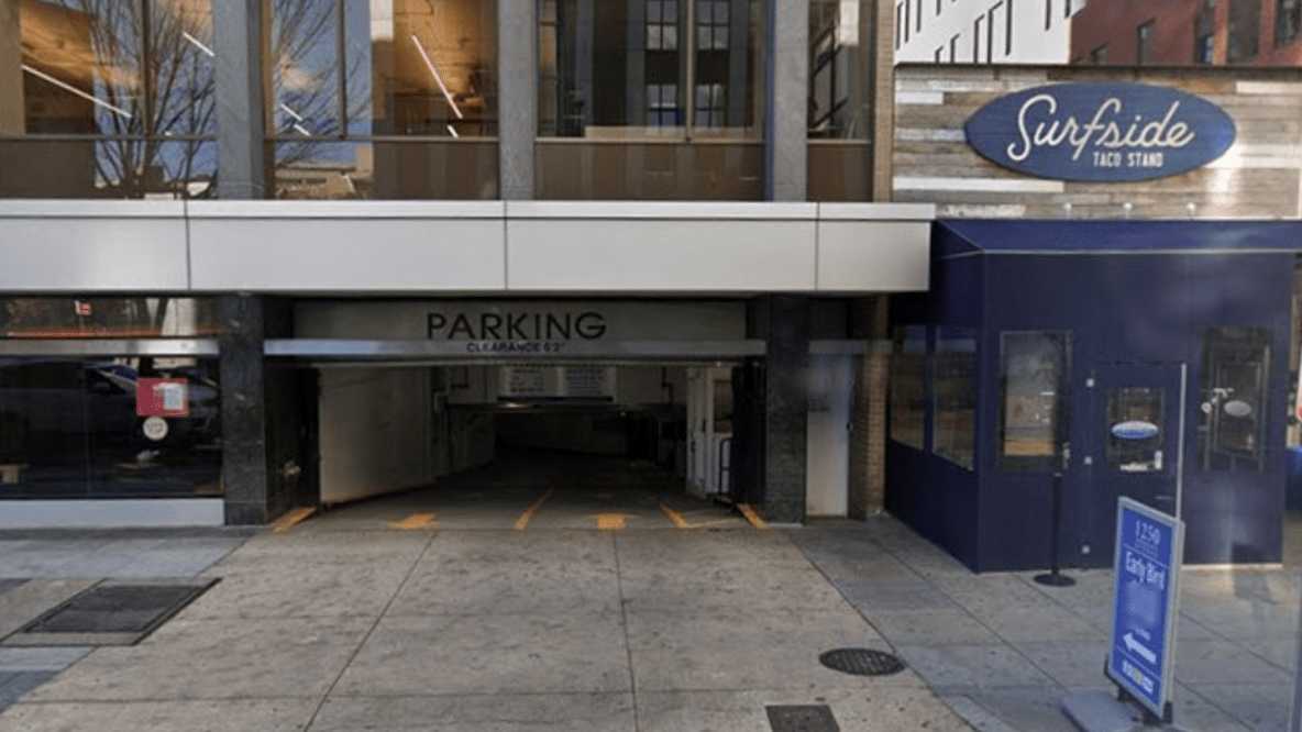 1250 CONNECTICUT Parking