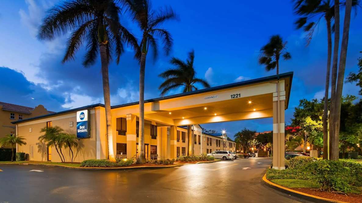Best Western Plus Port Everglades Cruise Parking