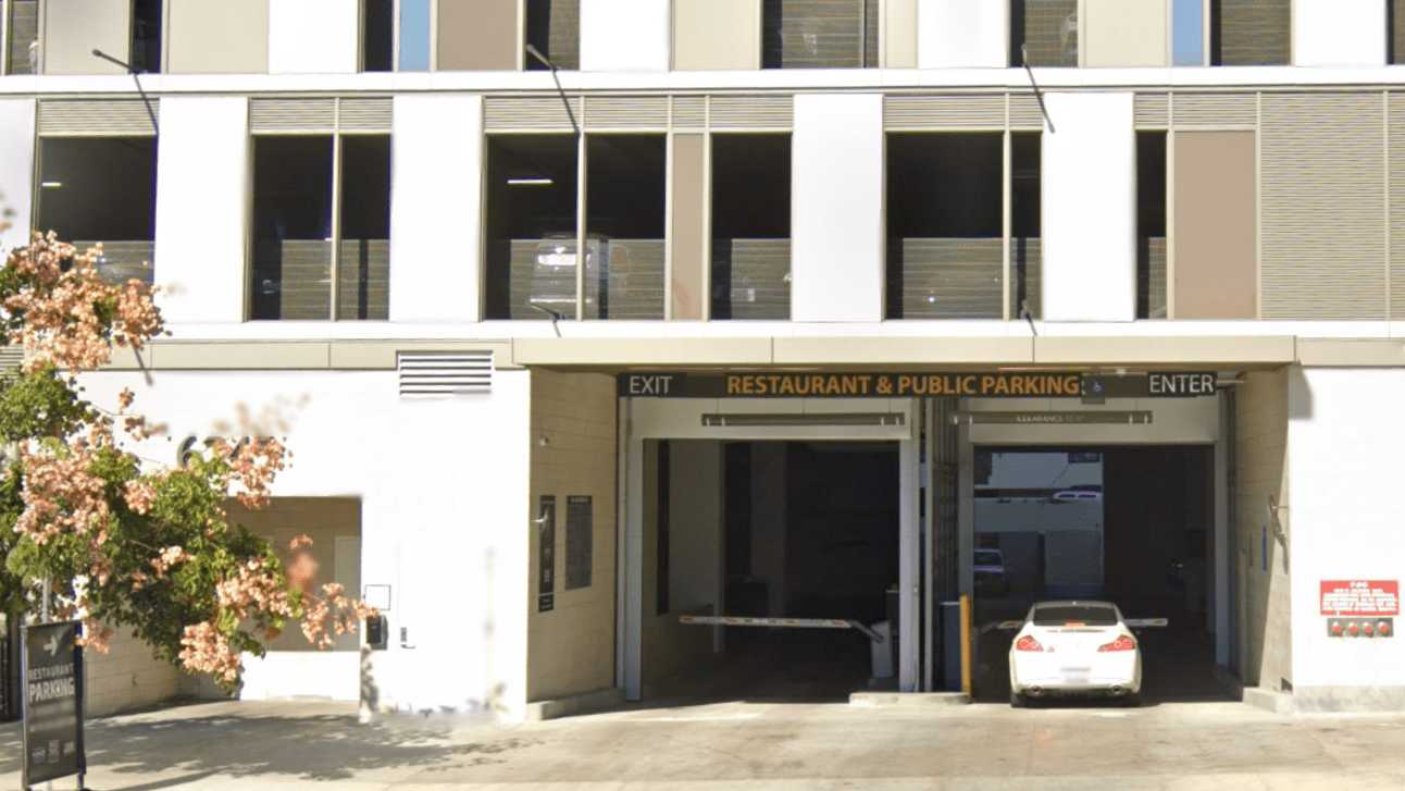6245 Wilshire Blvd Garage