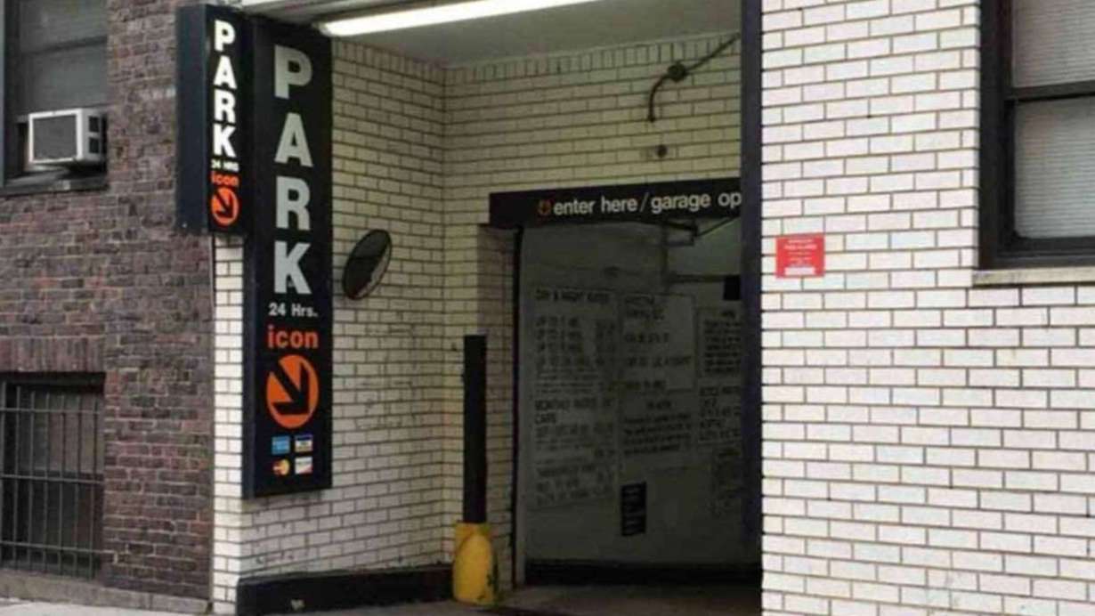 435 W 57th St - Effective Parking LLC