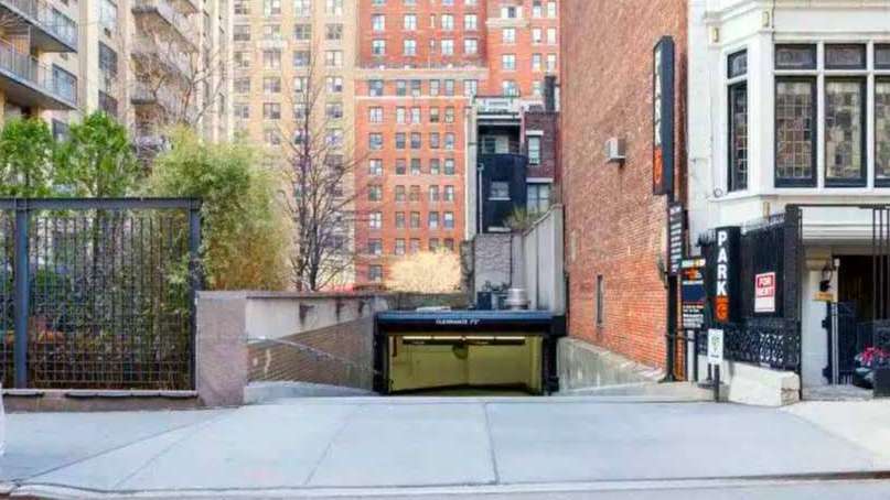 200 W 71st St.- High Rise Parking