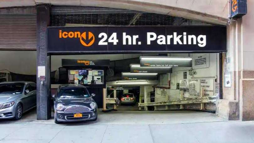 30 Carlisle St.-Carlisle Parking
