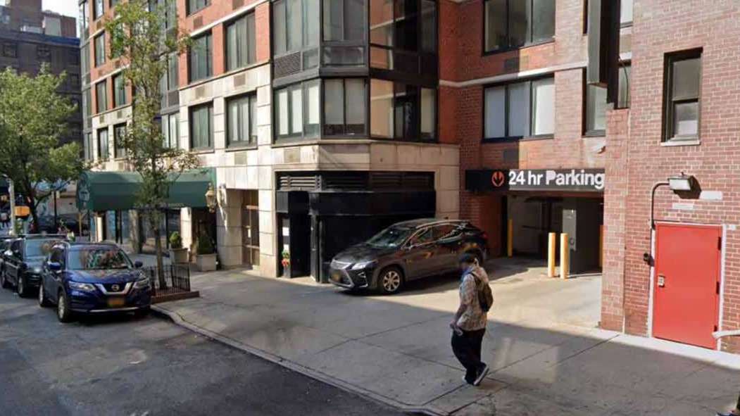 215 W 95th St.- Convenient Parking