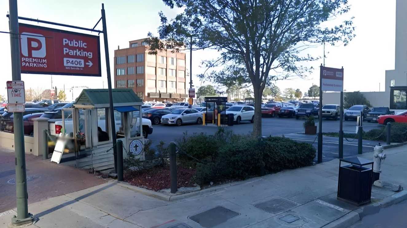 Premium Parking  P406 Port of New Orleans Cruise Parking