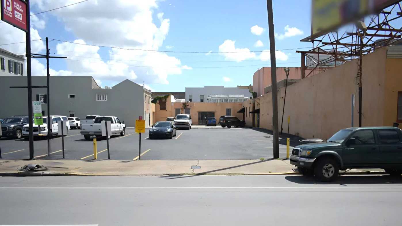 Premium Parking - P337 Port of New Orleans Cruise Parking