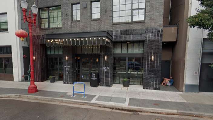 15 NW 4th Ave Parking