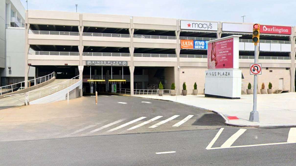 Kings Plaza Mall_5100 Kings Plz Parking