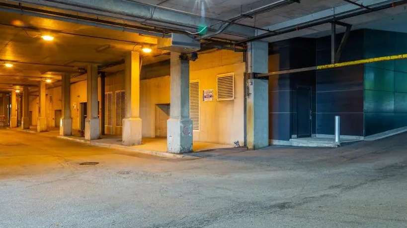 601 S Main St. Parking