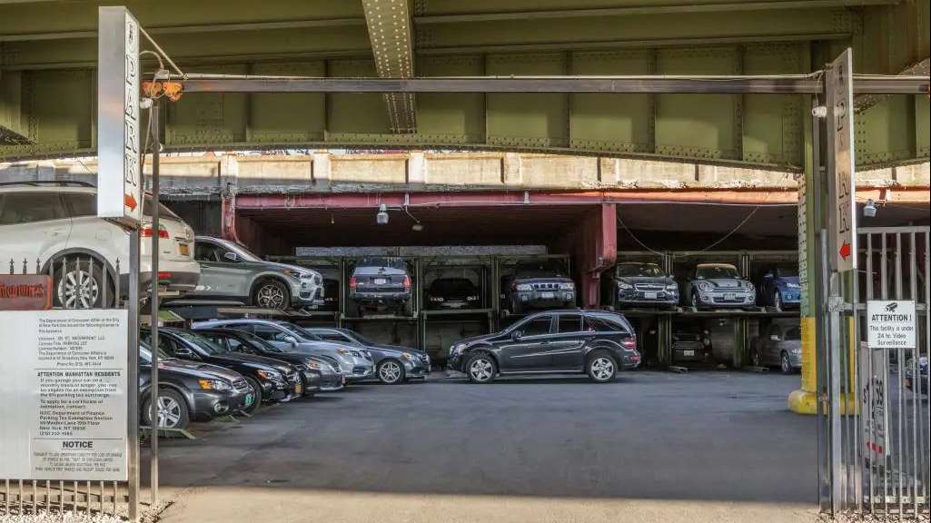 69 St. Clair Pl Parking