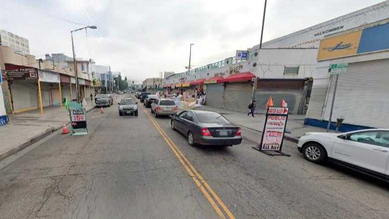 905 Maple Ave Parking