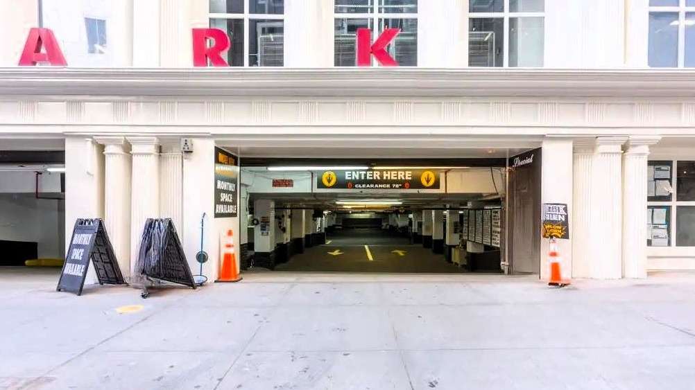 35 Reade St. Garage