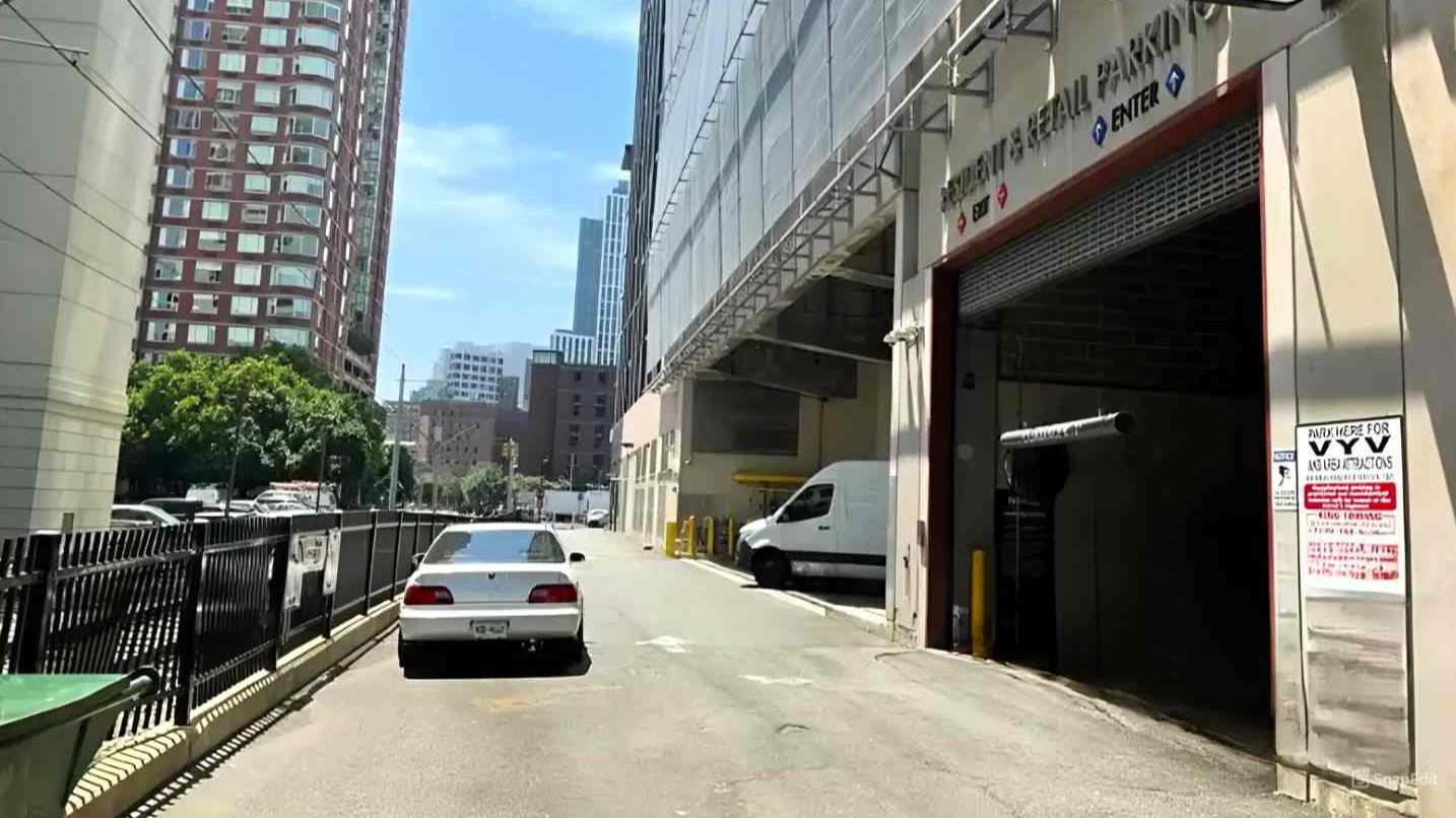 474 Warren St.  VYV Garage