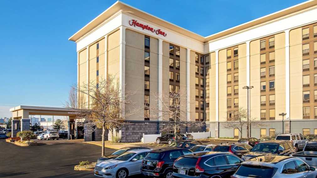 FASTRACK at Hampton Inn Port of Boston Cruise Parking 