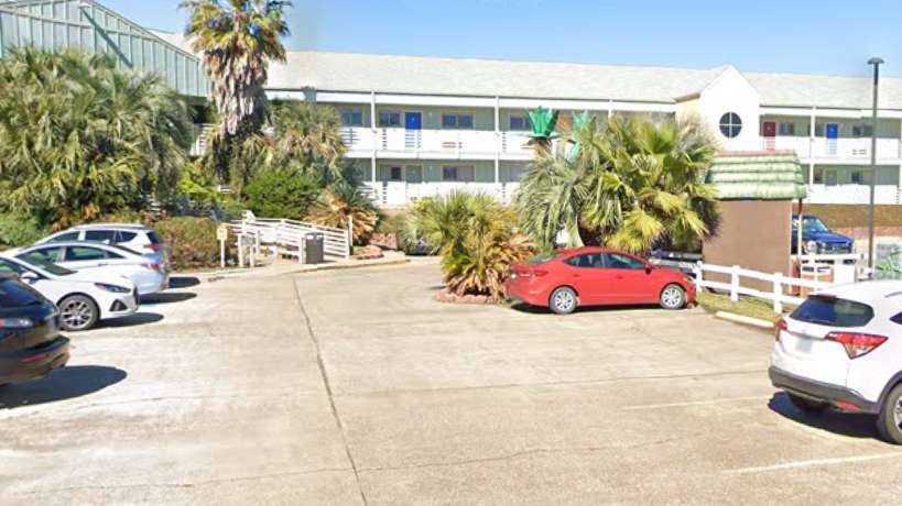 Inn at the Waterpark Galveston Cruise Parking