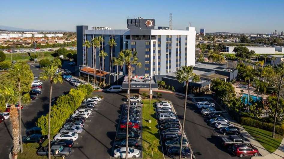 Find Best Hourly Parking Near DoubleTree by Hilton Carnival Terminal Long Beach Cruise Parking Book Hourly Parking in DoubleTree by Hilton Carnival Terminal Long Beach Cruise Parking