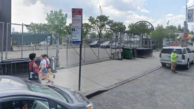 Find Best Hourly Parking Near (M) 28 10TH AVENUE Book Hourly Parking in (M) 28 10TH AVENUE
