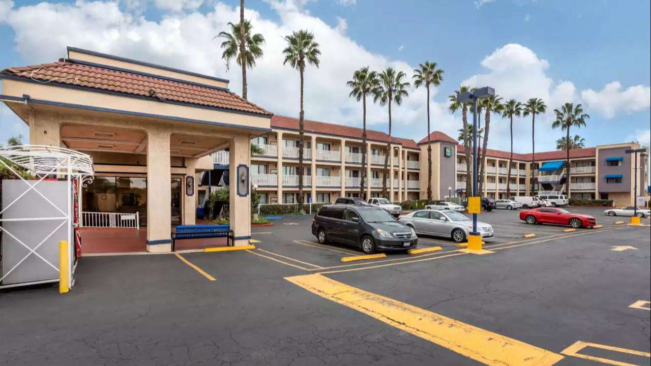 Find Best Hourly Parking Near Quality Inn Lomita Port of Los Angeles Cruise Parking Book Hourly Parking in Quality Inn Lomita Port of Los Angeles Cruise Parking