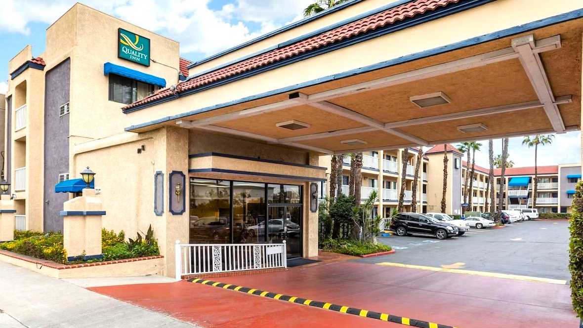  Quality Inn Lomita Port of Los Angeles Cruise Parking