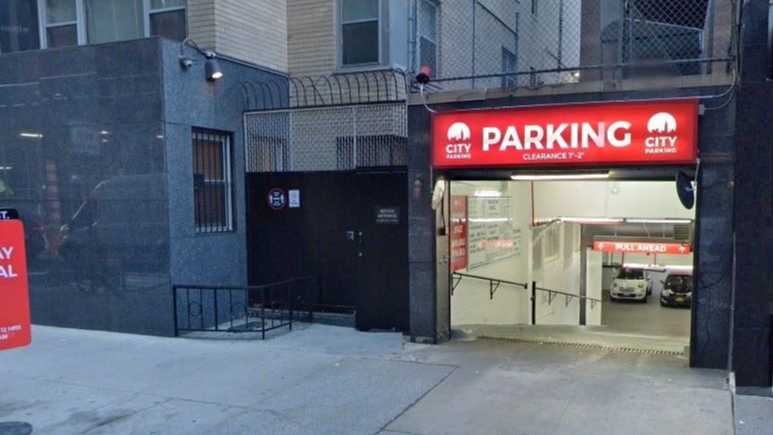 77 West 55th Street Parking